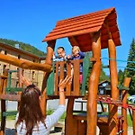 Отель Spindl 3*