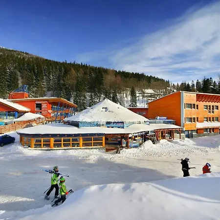 Spindl & Aquapark Hotel 3*